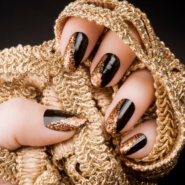 TR Signature Manicure
